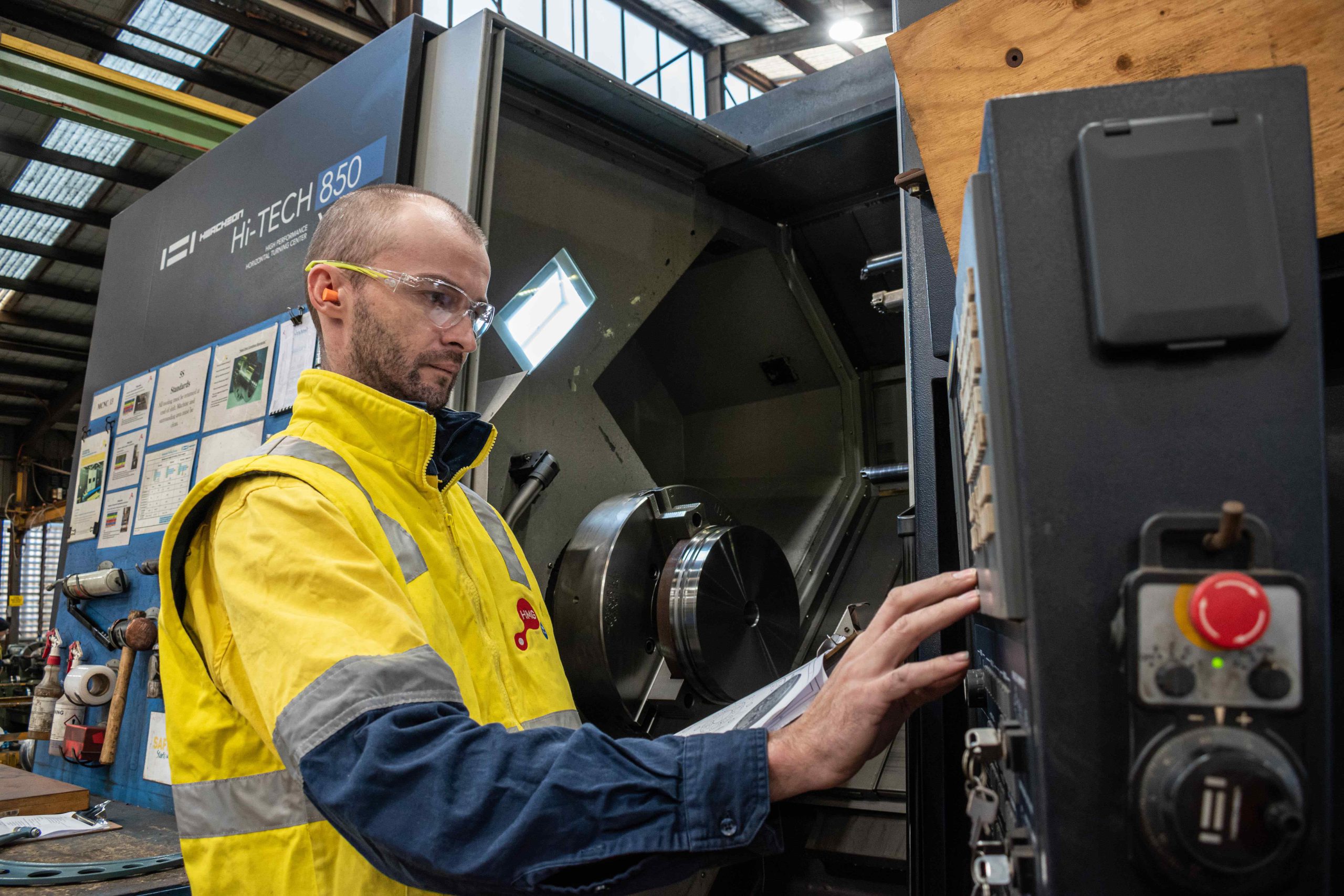 manufacturing hydraulic cylinders on CNC machine